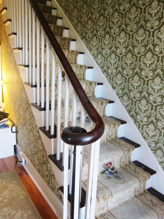 Bed & Breakfast Danner House B&B 3*